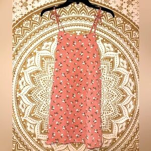 “TEN SIXTY SHERMAN” GIRLS FLORAL DRESS WITH ADJUSTABLE STRAPS & BOWS, SIZE 
MED